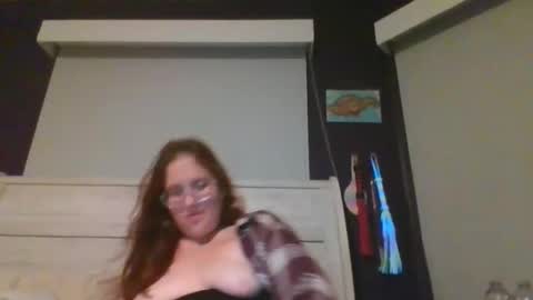 Snapshot of xxfrecklez chatting on February 1, 6:23 am xxfrecklez online show from February 1, 6:23 am