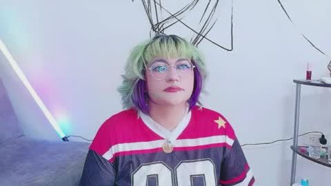 xxgreengoodxx online show from May 23, 6:45 pm