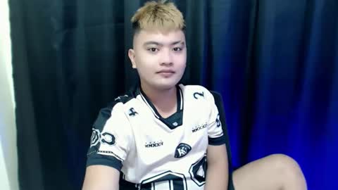 Loyd online show from November 17, 12:00 pm