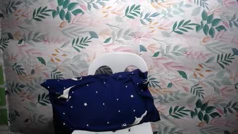 xxhott_ online show from February 3, 3:59 am