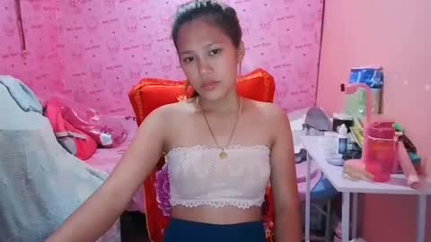 Snapshot of xxhottieprincess chatting on February 23, 12:16 pm xxhottieprincess online show from February 23, 12:16 pm