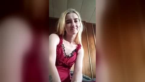 Snapshot of xxjessiebugxx chatting on June 12, 11:46 pm xxjessiebugxx online show from June 12, 11:46 pm