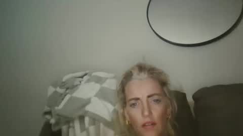 Snapshot of xxkennyx1 chatting on June 4, 12:44 pm xxkennyx1 online show from June 4, 12:44 pm