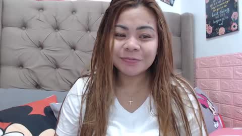 Snapshot of xxkryzelxx chatting on January 16, 6:03 am Dhel online show from January 16, 6:03 am