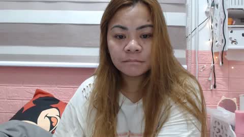 Snapshot of xxkryzelxx chatting on January 17, 8:55 pm Dhel online show from January 17, 8:55 pm