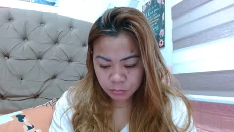 Snapshot of xxkryzelxx chatting on March 5, 10:21 pm Dhel online show from March 5, 10:21 pm