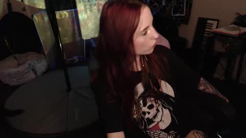 Lilith online show from February 2, 3:27 am