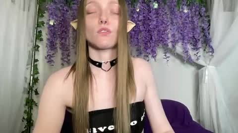 Snapshot of xxloveanastasia chatting on July 7, 3:27 pm LoveAnastasia online show from July 7, 3:27 pm