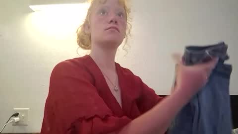 xxmariebliss online show from June 10, 12:22 am