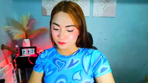 xxmiahot online show from June 11, 5:00 pm