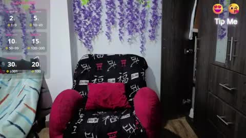 xxmilexx online show from July 31, 10:58 am