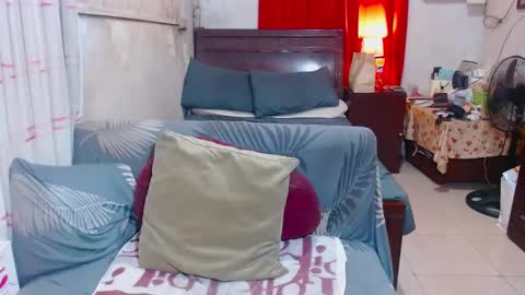 sexyyanna4u online show from December 25, 12:05 am