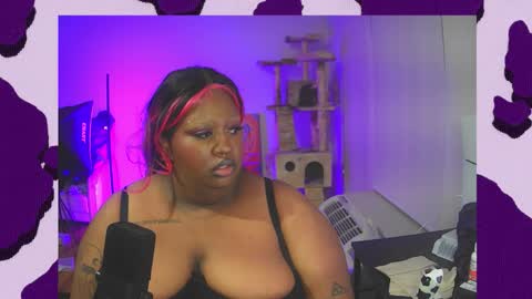 Snapshot of xxmoniquestarrxx chatting on February 8, 12:36 am Thee Baddest BBW online show from February 8, 12:36 am