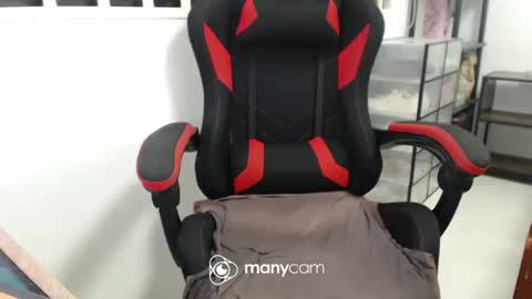  Kaycee  online show from November 17, 4:07 am