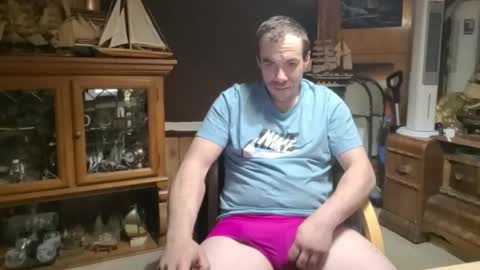 Snapshot of xxscubastevexxx chatting on March 31, 5:08 am xxScubaStevexx online show from March 31, 5:08 am