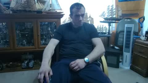 Snapshot of xxscubastevexxx chatting on April 1, 5:10 pm xxScubaStevexx online show from April 1, 5:10 pm