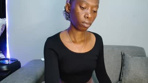 xxsexytalia28 online show from October 21, 10:10 pm