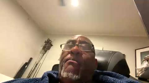 xxstqrhrzhtt online show from August 2, 11:41 am