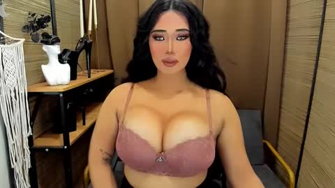 xxtastefullayeshaxx online show from December 14, 3:04 pm