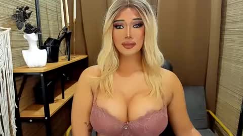 xxtastefullayeshaxx online show from January 1, 7:53 pm