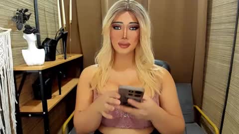 xxtastefullayeshaxx online show from January 2, 10:05 am
