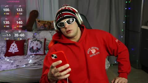     online show from January 4, 11:17 pm