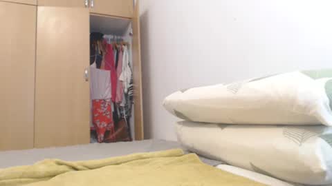 Snapshot of xxxbustybabe27x chatting on January 29, 2:10 pm Ayanda online show from January 29, 2:10 pm