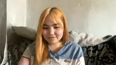 xxxcutekittyx online show from June 28, 10:21 am