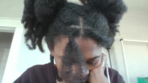 Danielle online show from November 5, 3:01 pm