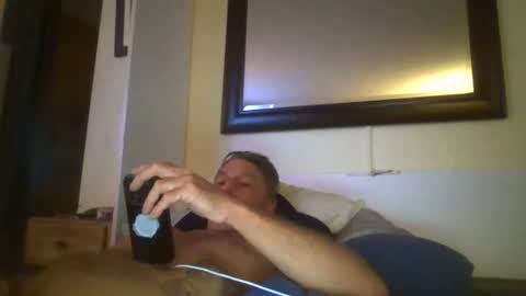 Snapshot of xxxelentdick chatting on June 18, 12:42 pm deeeeznutz online show from June 18, 12:42 pm