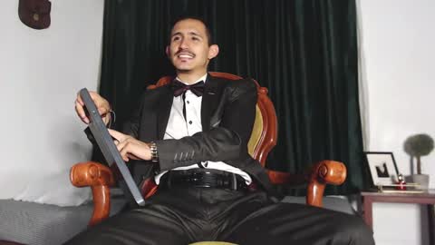 Kev online show from December 24, 7:55 pm