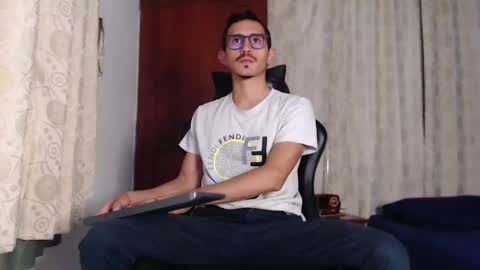 Snapshot of xxxhome_alonexxx chatting on September 28, 9:20 pm Kev online show from September 28, 9:20 pm