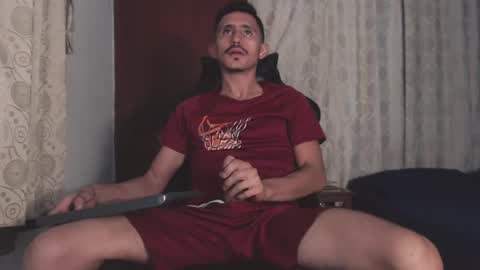 Snapshot of xxxhome_alonexxx chatting on October 8, 9:01 pm Kev online show from October 8, 9:01 pm