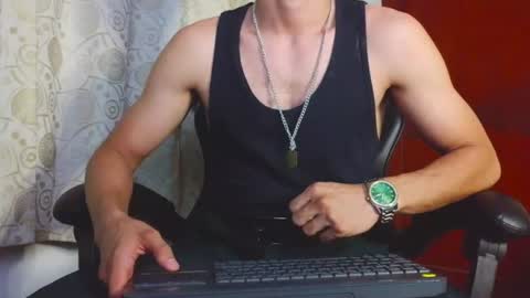 Snapshot of xxxhome_alonexxx chatting on July 21, 7:49 pm Kev online show from July 21, 7:49 pm