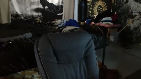 xxxjrstrokesxxx online show from September 27, 6:35 pm