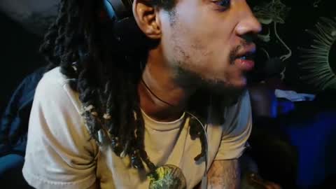 xxxjrstrokesxxx online show from March 26, 6:30 am