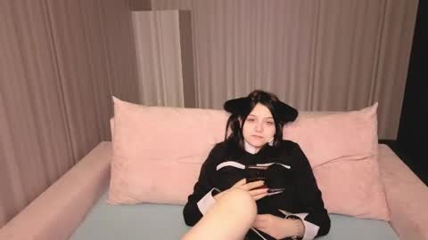 Snapshot of xxxnaughtyfoxxx chatting on April 14, 10:10 am foxy online show from April 14, 10:10 am