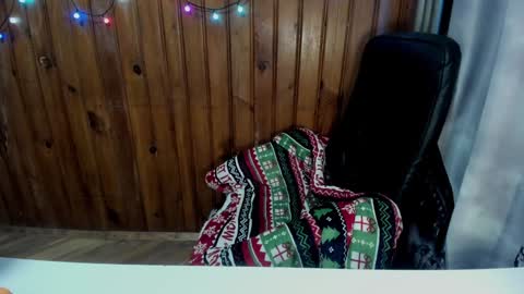 Lana online show from February 7, 3:19 pm