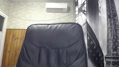 Snapshot of xxxnewlywedsxxx chatting on February 10, 6:12 pm Lana online show from February 10, 6:12 pm