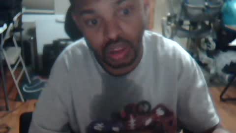 xxxonwheelz online show from July 3, 3:02 am