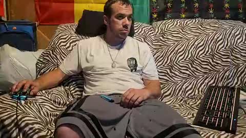 ScubaSteve online show from June 11, 10:57 am
