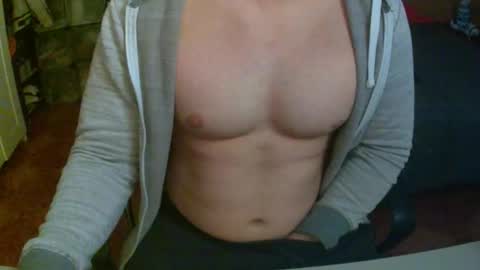 Snapshot of xxxsomethings chatting on April 3, 11:25 pm xxxsomethings online show from April 3, 11:25 pm