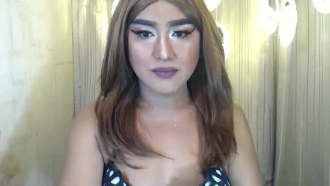 Snapshot of xxxsucksassygirl4u chatting on April 16, 9:21 am xxxsucksassygirl4u online show from April 16, 9:21 am