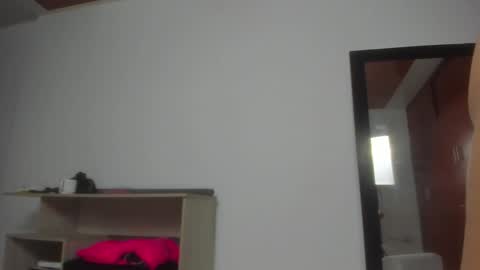 xxxtatianabustyxxx online show from February 7, 5:18 pm