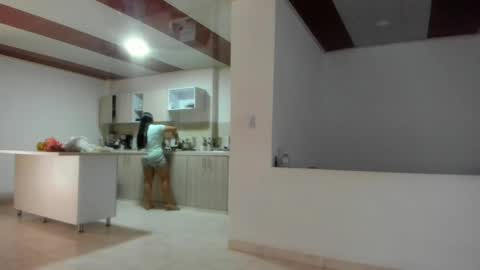 xxxtatianabustyxxx online show from February 19, 5:16 pm