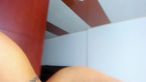 xxxtatianabustyxxx online show from February 25, 8:30 pm