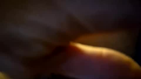 Snapshot of xxxtruelovexxx chatting on December 17, 8:48 pm Bella-Luna online show from December 17, 8:48 pm