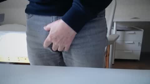 Snapshot of xxxxhardyxxxx chatting on November 3, 1:12 pm xxxxhardyxxxx online show from November 3, 1:12 pm