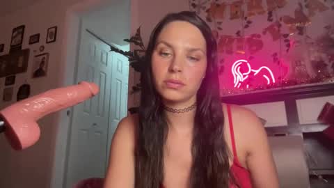 Snapshot of xyleialuv chatting on December 8, 2:28 am Xylea Luv online show from December 8, 2:28 am