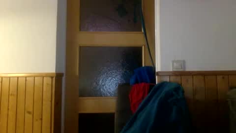 Snapshot of xyloreto80 chatting on February 11, 7:05 pm xyloreto80 online show from February 11, 7:05 pm